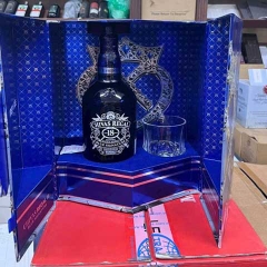 Rượu Chivas Regal 18 năm Blue Signature