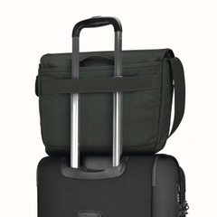 Cặp xách đựng Laptop 15.6 inch chính hãng Mikkor dòng The Mina Messenger