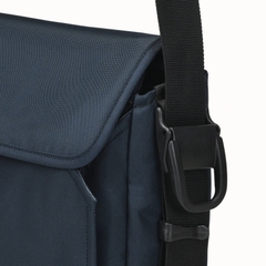 Cặp xách đựng Laptop 15.6 inch chính hãng Mikkor dòng The Mina Messenger