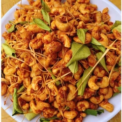 Hạt điều tomyum
