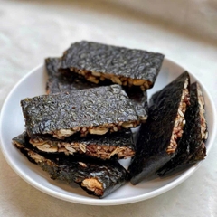 Rong biển kẹp hạt