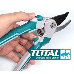 Kéo cắt tỉa cây TOTAL THT0601 dài 220mm, tay cầm cán cao su, lưỡi thép carbon siêu bén
