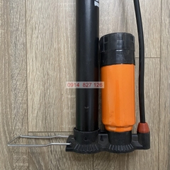Bơm xe bằng tay có đồng hồ màu cam Kapusi Japan K-3041