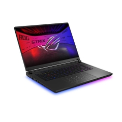 Asus ROG Strix Scar 18 (2025)