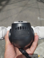 YOOSEE F60JD-28MPX-ZOOM - Camera Wi-Fi 3 Khung Hình + Khung giữa Zoom 12x, có đèn báo động đỏ chống trộm, bảo hành 12 tháng, thùng 12c