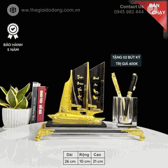 Quà tặng doanh nhân - sếp - lãnh đạo ống cắm bút thuyền buồm pha lê để bàn cao cấp