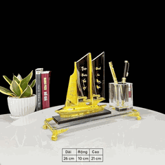 Quà tặng doanh nhân - sếp - lãnh đạo ống cắm bút thuyền buồm pha lê để bàn cao cấp