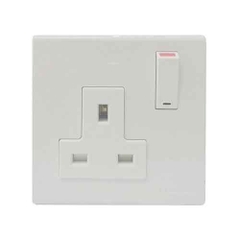 Bộ Ổ Cắm 3 Chân có công tắc Chuẩn BS Panasonic - WEB11119SW-VN