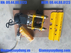 Con chạy điện 1 tấn 220V