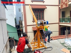 Combo cẩu xoay 360 độ 500 kg và tời nhanh xây dựng 35 mét/phút