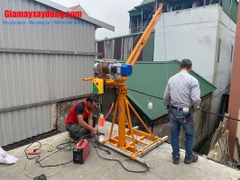Combo cẩu xoay 360 độ 500 kg và tời nhanh xây dựng 35 mét/phút