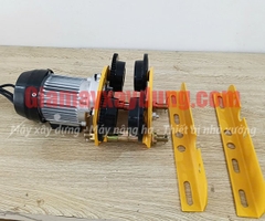 Con chạy điện 1 tấn 220V