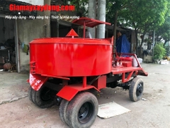 Máy trộn bê tông tự hành 9 bao 2 cầu