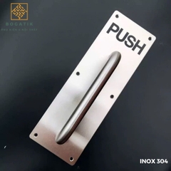 Tay nắm cửa chất liệu inox 304 vô cùng cứng cáp, chống gỉ