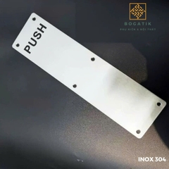 Tay nắm cửa chất liệu inox 304 vô cùng cứng cáp, chống gỉ