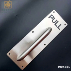 Tay nắm cửa chất liệu inox 304 vô cùng cứng cáp, chống gỉ