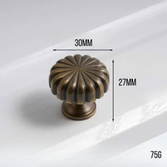 Tay nắm tủ quần áo, tay nắm tủ bếp đồng thau TIKO màu đồng antique, phong cách vintage sang trọng