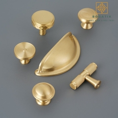 Tay nắm bằng đồng thau nhà sản xuất hiện đại đơn giản tay nắm bằng đồng Bắc Âu cửa ra vào và cửa sổ tủ quần