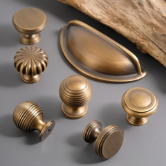 Tay nắm tủ quần áo, tay nắm tủ bếp đồng thau TIKO màu đồng antique, phong cách vintage sang trọng