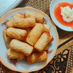Chả Mực Xoắn Ống Deli Foods 2,5kg (178 Viên)