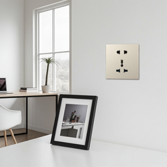 Module Ổ cắm 3 chấu đa năng và 2 chấu màu sâm panh Simon S6 581080V-46 đế vuông