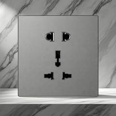 Module Ổ cắm 3 chấu đa năng và 2 chấu màu ghi xám Simon S6 581080V-61 đế vuông