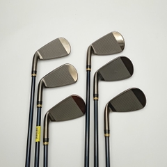 [Gậy golf cũ] Majesty Bộ gậy sắt (iron set) MAJESTY Royale(2025) [Custom]