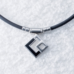 Colan Totte TAO Necklace AURA Silver x Black