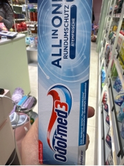 Kem đánh răng Odol-med 3 All in one 75ml