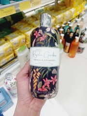 Sữa tắm cao cấp Baylis&Harding (Cỏ roi ngựa&Cúc La mã) 500ml