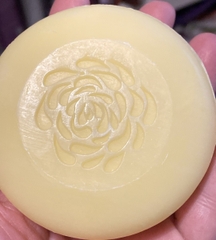 Hộp 3 bánh xà bông thực vật cao cấp hương Chanh (Lemon Fine Vegetable Soap) đến từ thương hiệu Alchimia Soap 450g.Made in Italy
