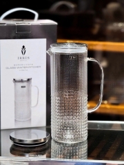 Bình nước thuỷ tinh Irris màu trắng 1,5l