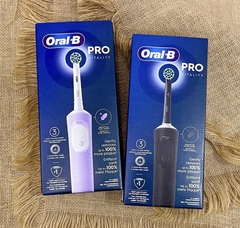 Bàn chải điện Oral-B Provitality (màu tím/đen)