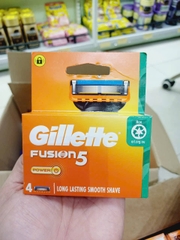 Hộp 4 lưỡi dao cạo râu Gillette Fusion 5