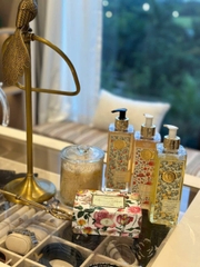 Nước rửa tay cao cấp  Ý Hopificio Firenze Classic Roses Luxury Hand Wash dung tích 500ml.