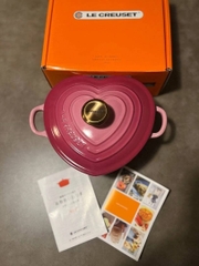 Nồi gang tráng men trái tim Le Creuset 20cm  Berry