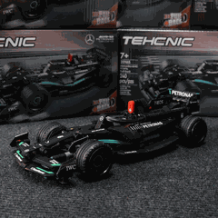 [TECHNIC] Mercedes -AMG F1 W14 Pull-Back 20165