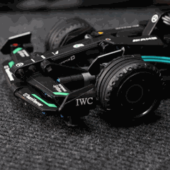 [TECHNIC] Mercedes -AMG F1 W14 Pull-Back 20165
