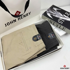 Quần Short Nam Form Trên Gối SP25FH22T-AK