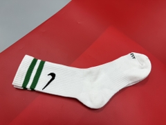 Tất Nike cổ cao