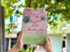 Bộ lịch 2027: Đóa bình yên nở - 365 Ngày Trọn Vẹn Nhận Biết (Thầy Pháp Nhật)