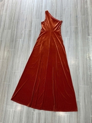 Đầm nhung lệch vai Birdy maxi xẻ tà bigsize