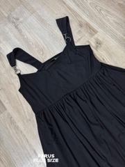 Đầm đen phối lưới Torrid bigsize