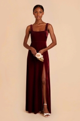 Đầm nhung 2 dây Birdy maxi xẻ tà bigsize xuất xịn