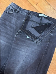 Quần jeans Carly ống đứng đen wax xuất xịn bigsiZe(carlyqj)
