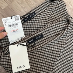 Đầm  tà xéo caro xoài mng nhún eo hack dáng cổ thuyền sát nách bigsize