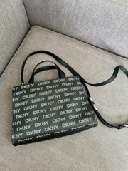 Túi xách Dkny logo vàng in monogram xuất xịn
