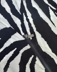 Đầm cato cổ V zip họa tiết vằn bigsize(catodziptv)