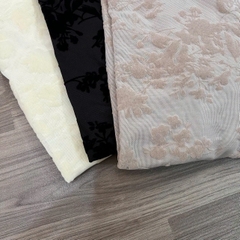 Áo ren cổ lọ thêu hoa L3nedifie bigsize xuất xịn