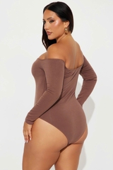 Bodysuit fashion bẹt vai nhún ngực tôn dáng bigsize